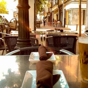 Medium 'bar-50839_640.jpg' in der Kategorie 'Kultur'